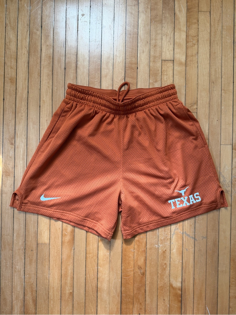 NWOT Nike Texas Longhorns Mesh Performance Shorts Orange/White Sz. M